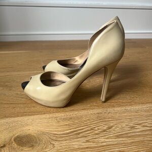 Guess Beige Peep-Toe Stiletto Heels with Black Toe